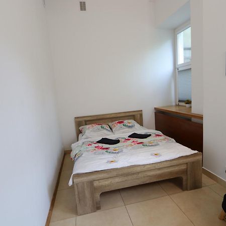 Fantastic Waw - C19 Room F Varsovia Exterior foto