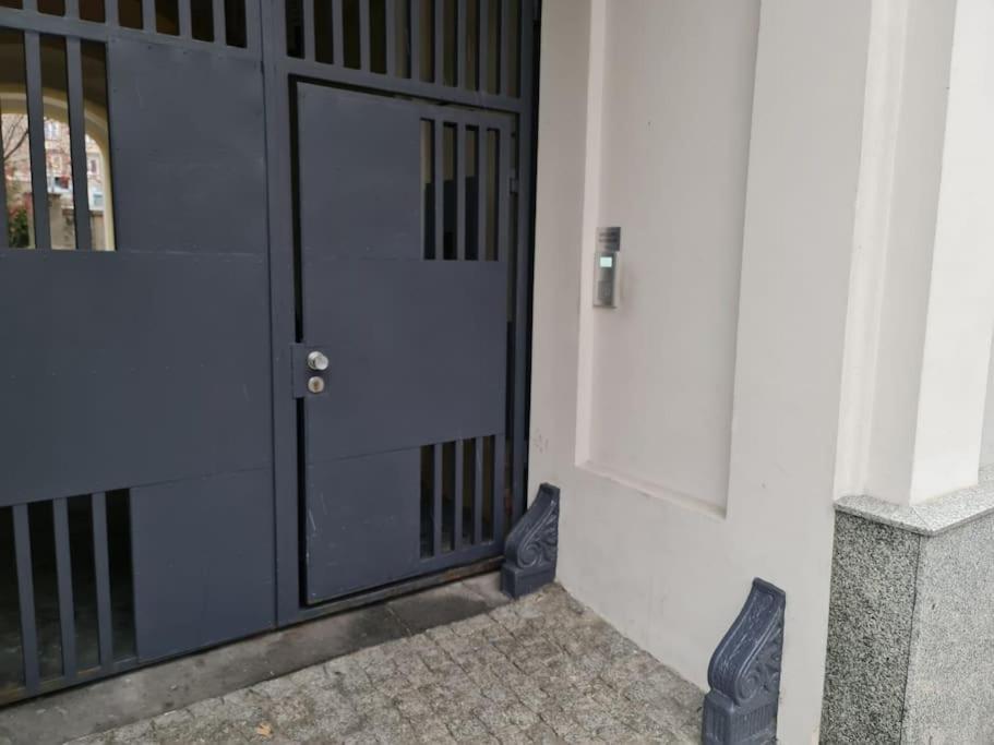 Fantastic Waw - C19 Room F Varsovia Exterior foto